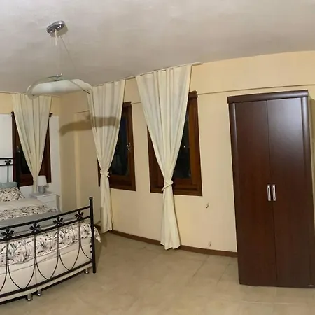 Alp Hotell