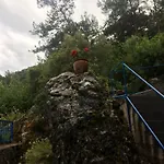 Alp Hotel *